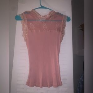Pink lace short sleeve shirt